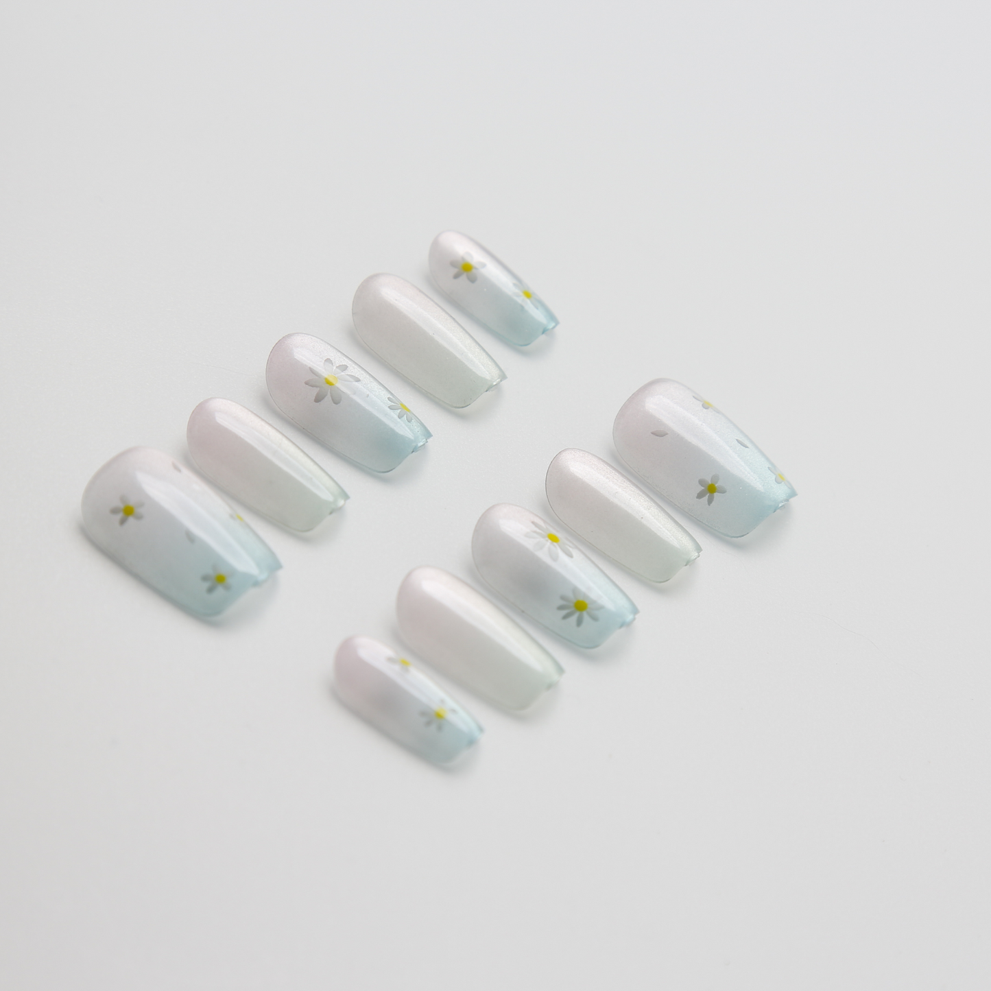 Stardaisy Frost Nails