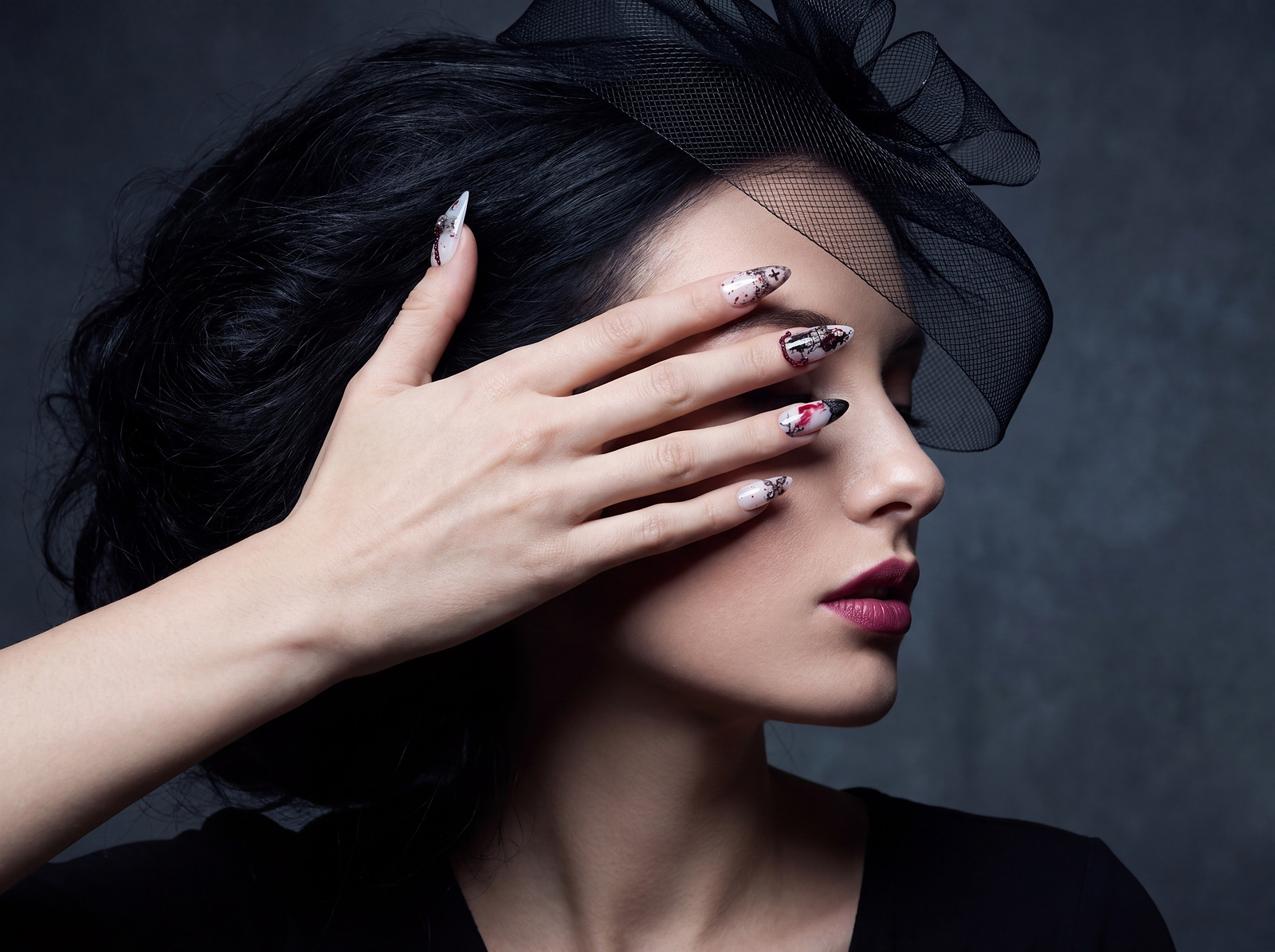 Boulevard worn — commission № 06 from the ManiKIRA Haute Collection